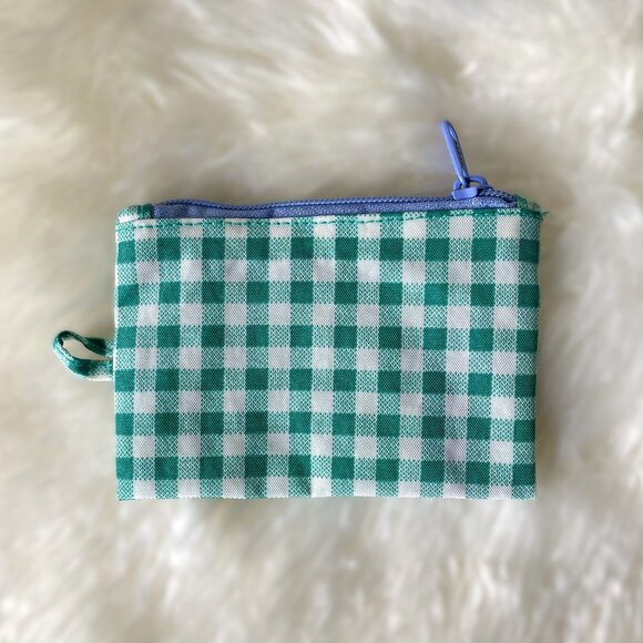BAGGU Handbags - NWOT Baggu Flat Pouch Small - Green Gingham